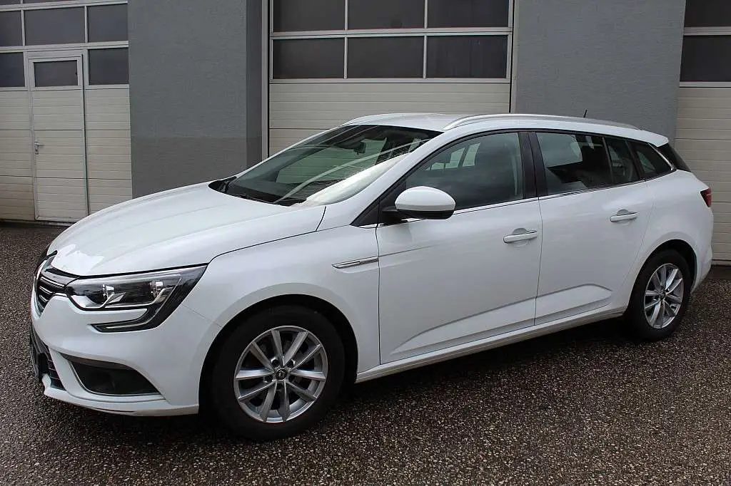 Photo 1 : Renault Megane 2018 Diesel