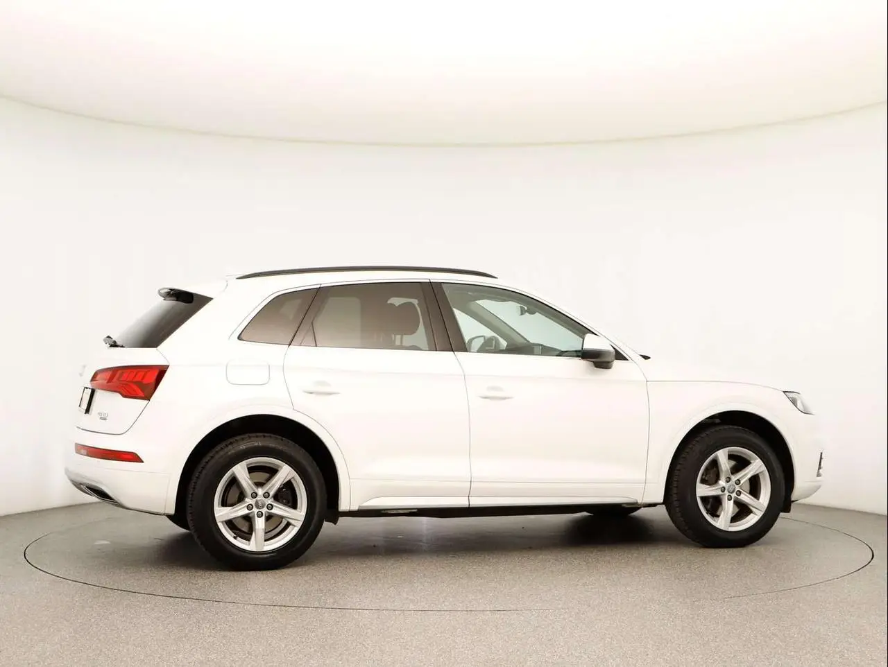 Photo 1 : Audi Q5 2020 Diesel