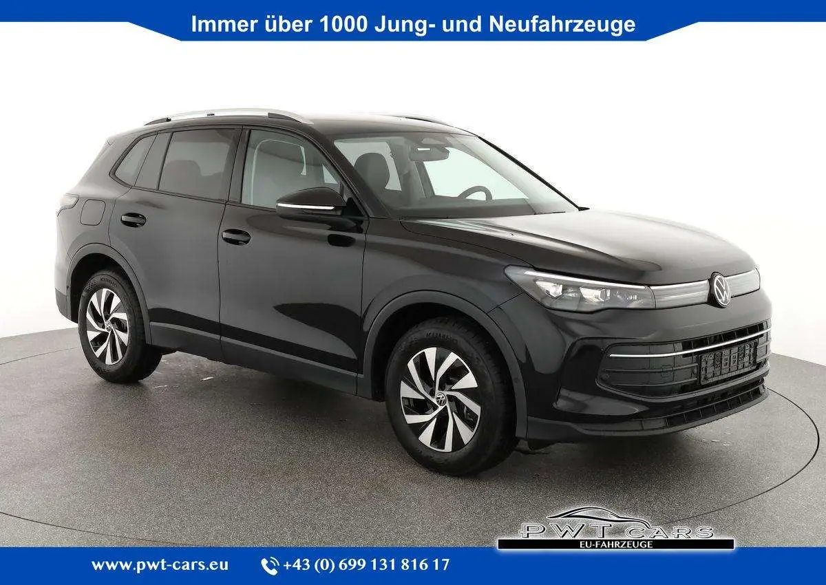 Photo 1 : Volkswagen Tiguan 2024 Petrol