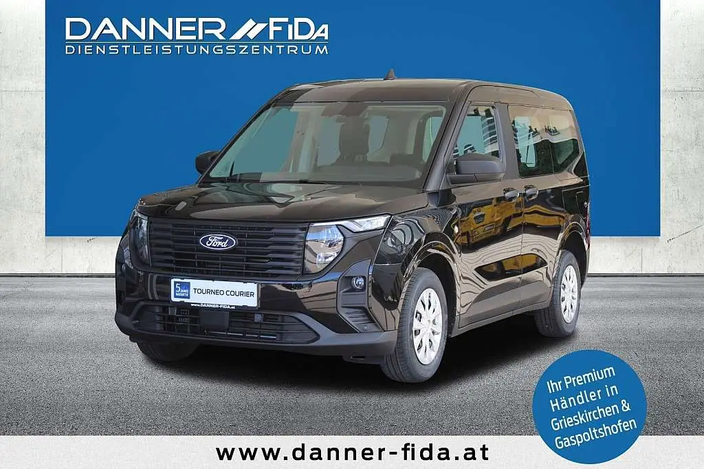 Photo 1 : Ford Tourneo 2024 Essence