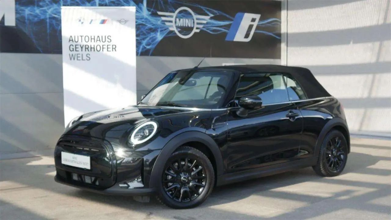 Photo 1 : Mini Cooper 2024 Essence