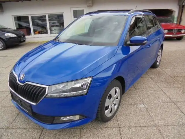 Photo 1 : Skoda Fabia 2019 Essence