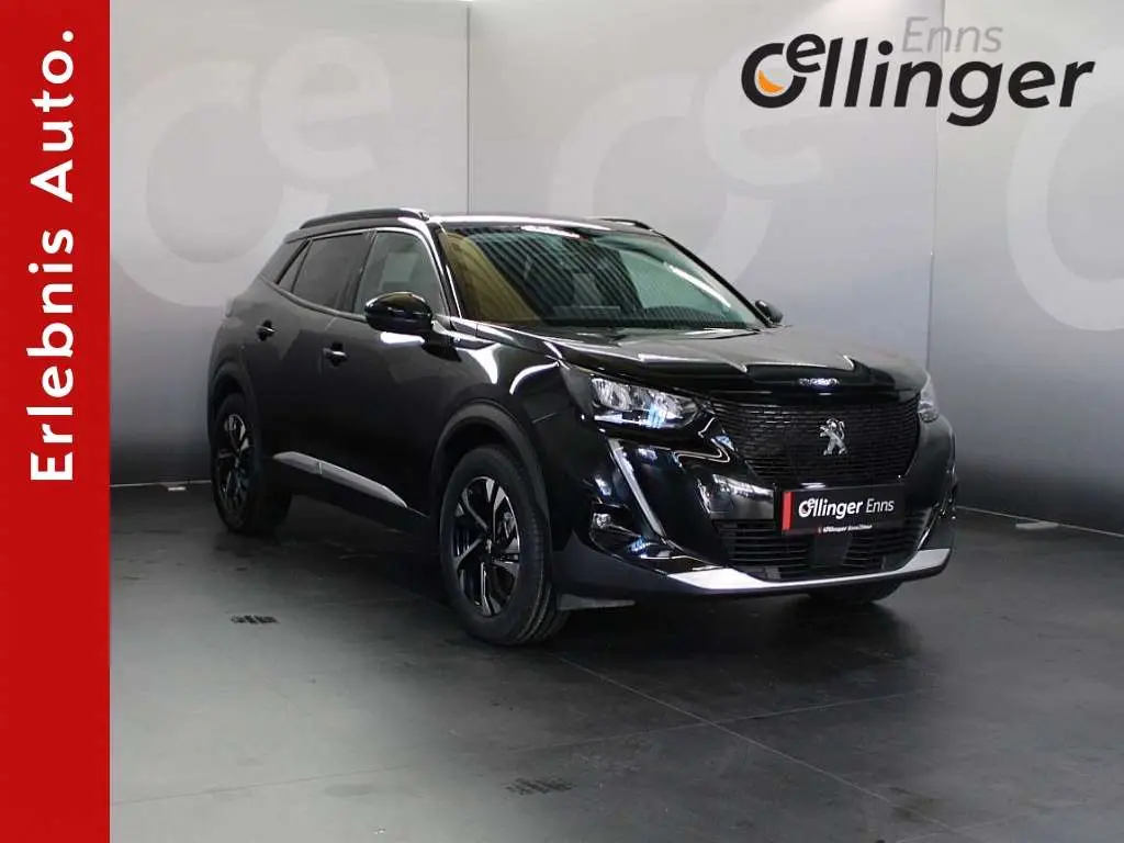 Photo 1 : Peugeot 2008 2023 Essence