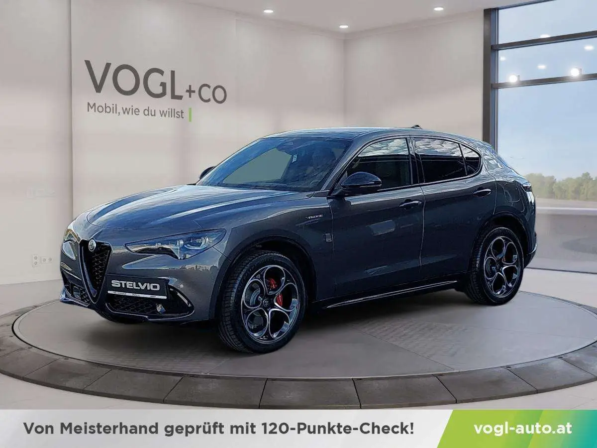 Photo 1 : Alfa Romeo Stelvio 2024 Diesel