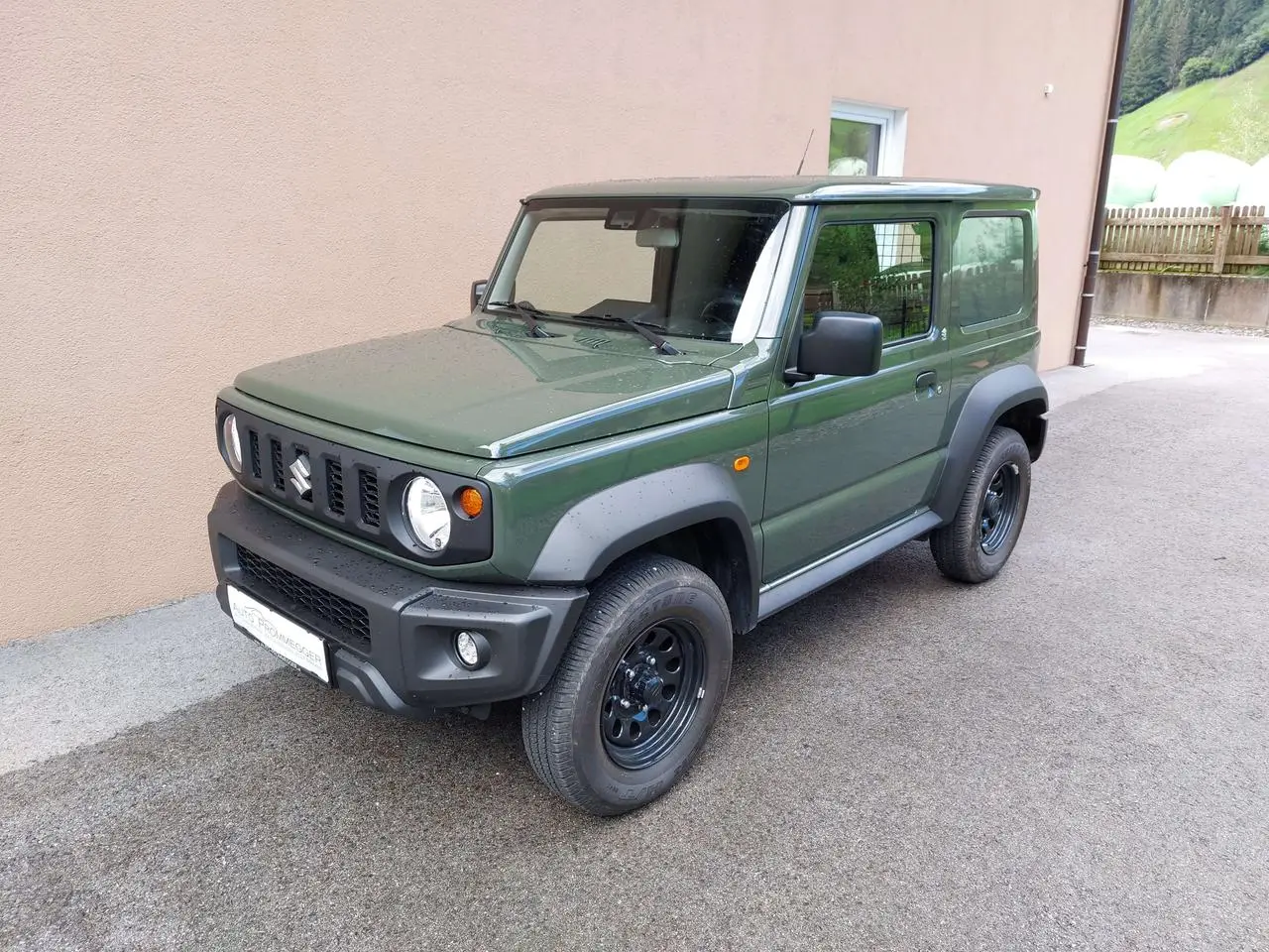 Photo 1 : Suzuki Jimny 2021 Petrol