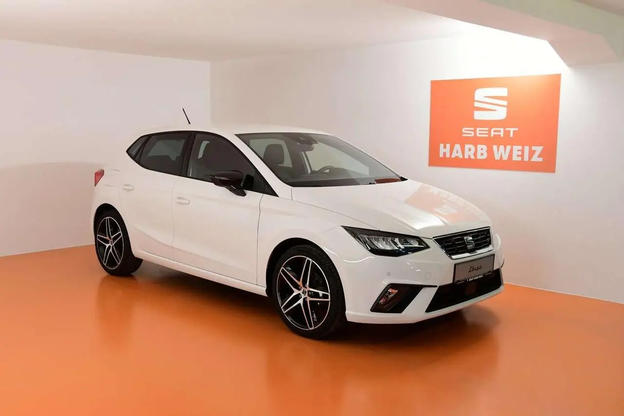 Photo 1 : Seat Ibiza 2023 Petrol