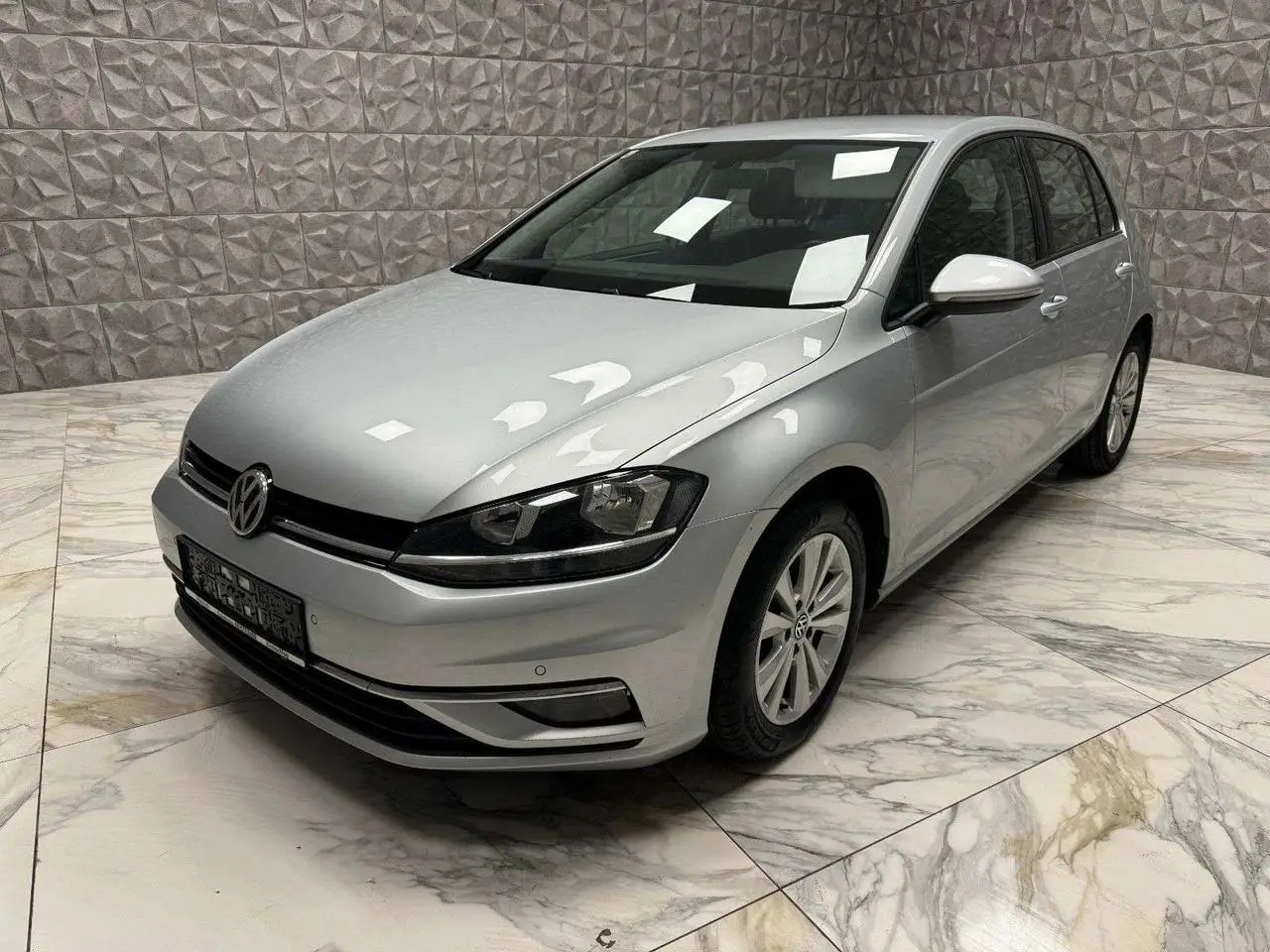 Photo 1 : Volkswagen Golf 2019 Diesel