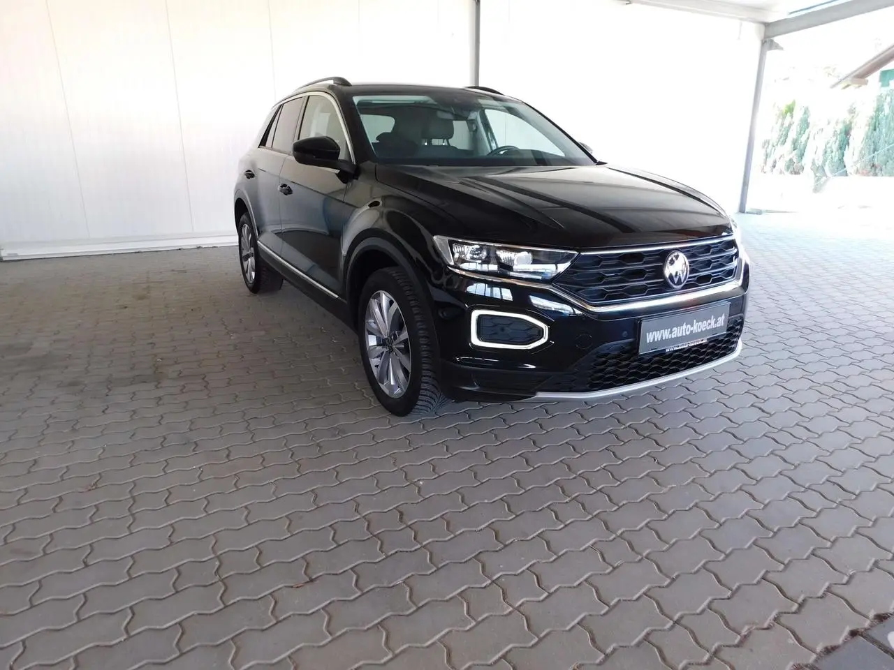 Photo 1 : Volkswagen T-roc 2021 Essence