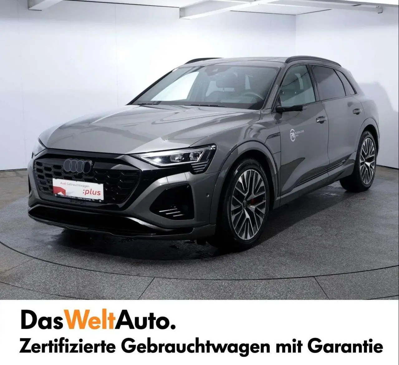 Photo 1 : Audi Q8 2023 Électrique