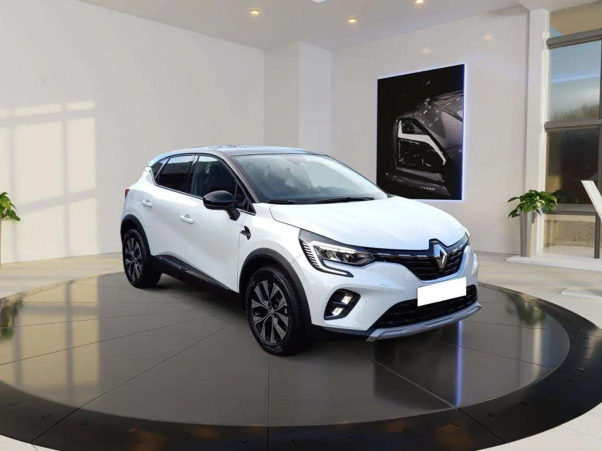 Photo 1 : Renault Captur 2022 Petrol