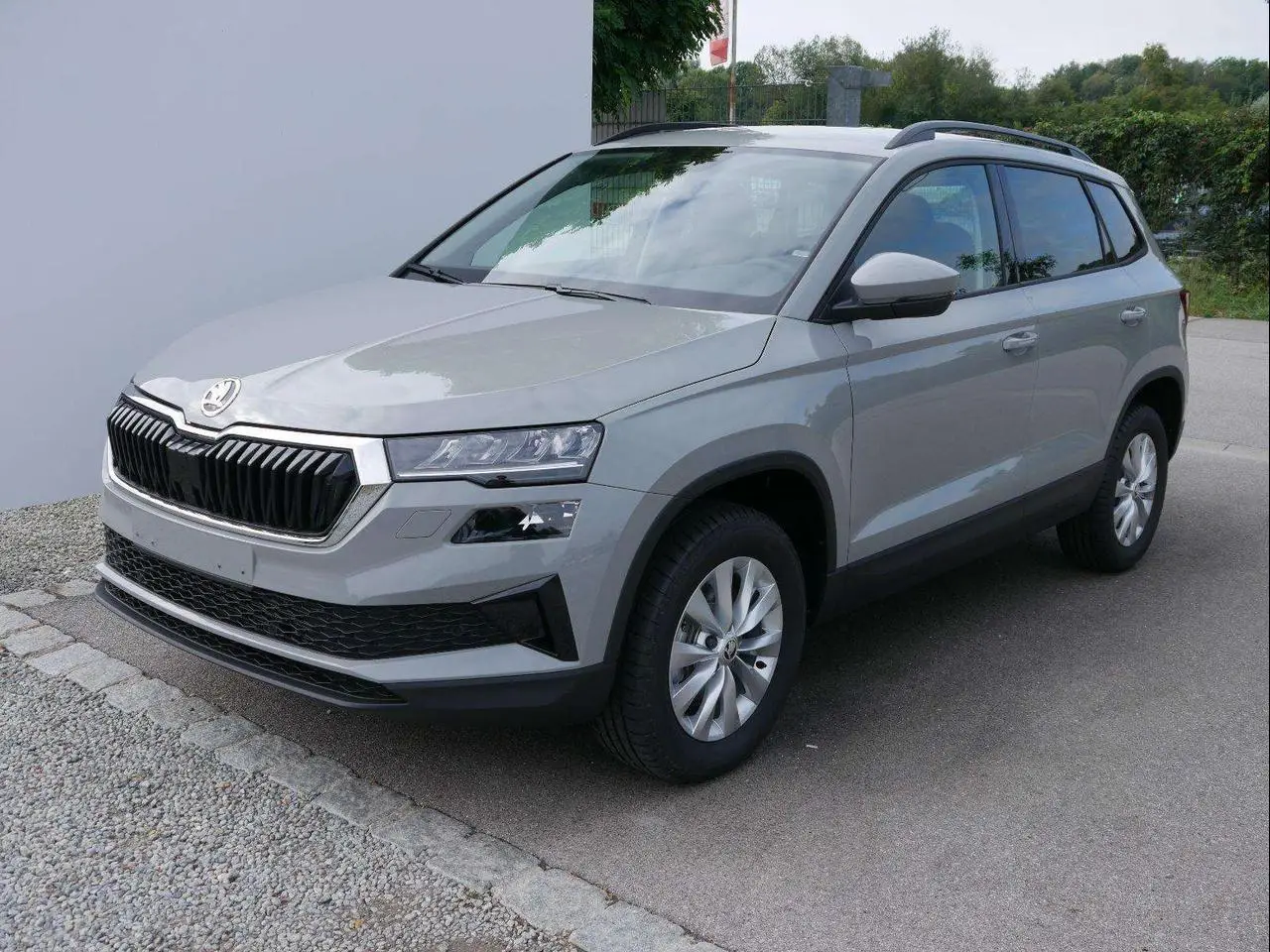 Photo 1 : Skoda Karoq 2024 Essence