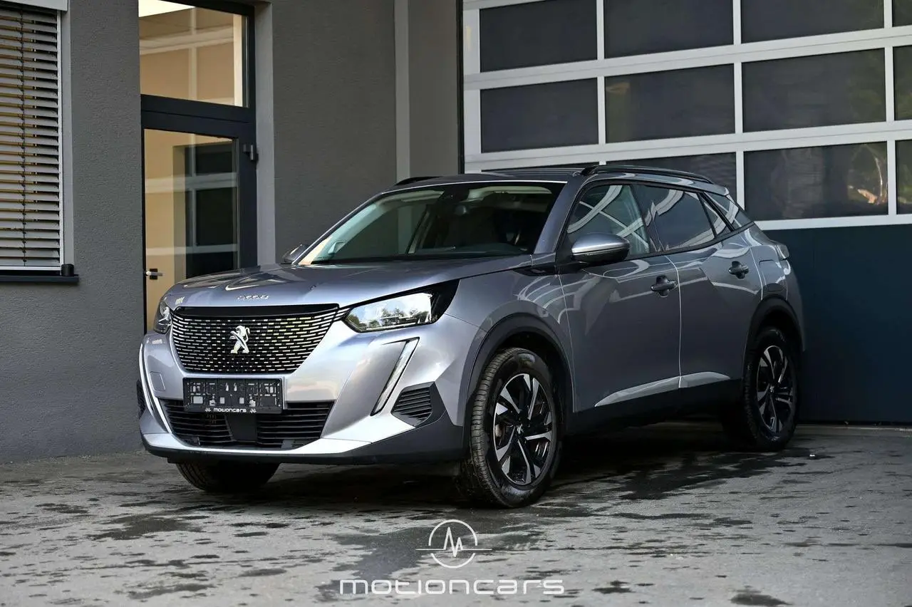 Photo 1 : Peugeot 2008 2021 Essence