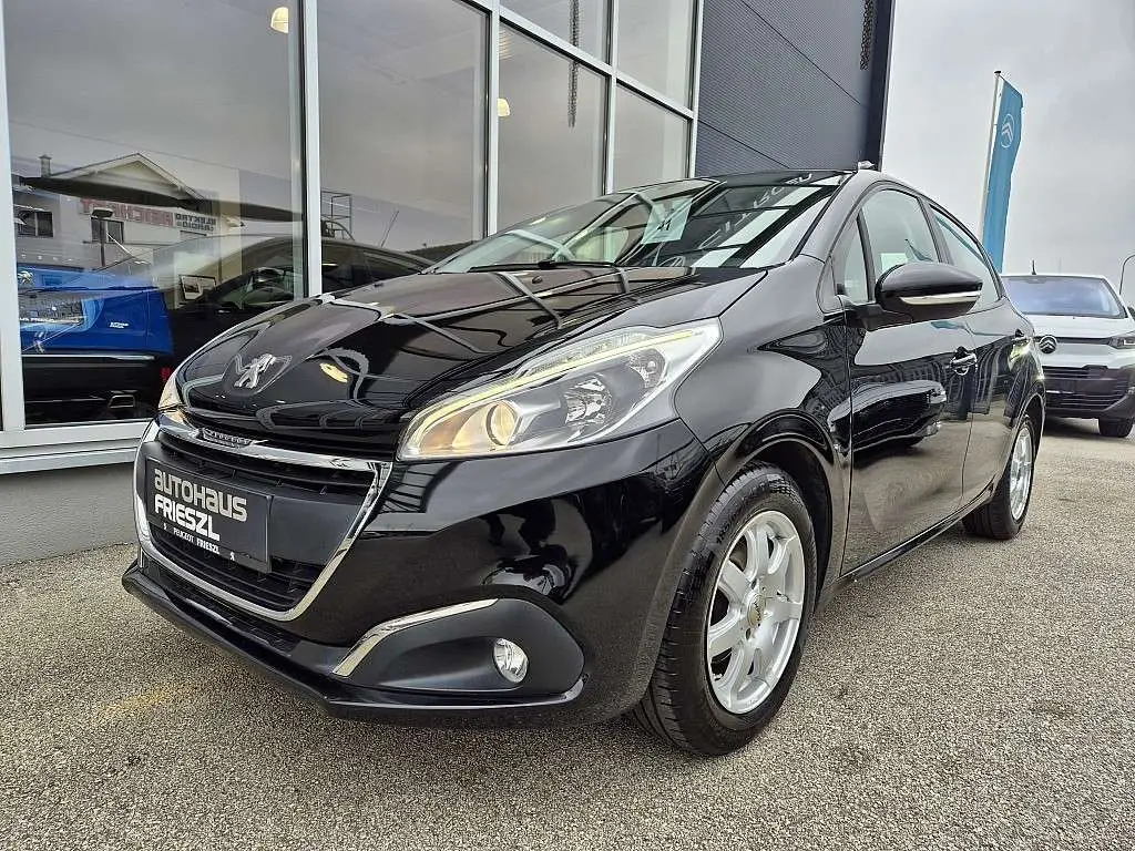 Photo 1 : Peugeot 208 2019 Petrol