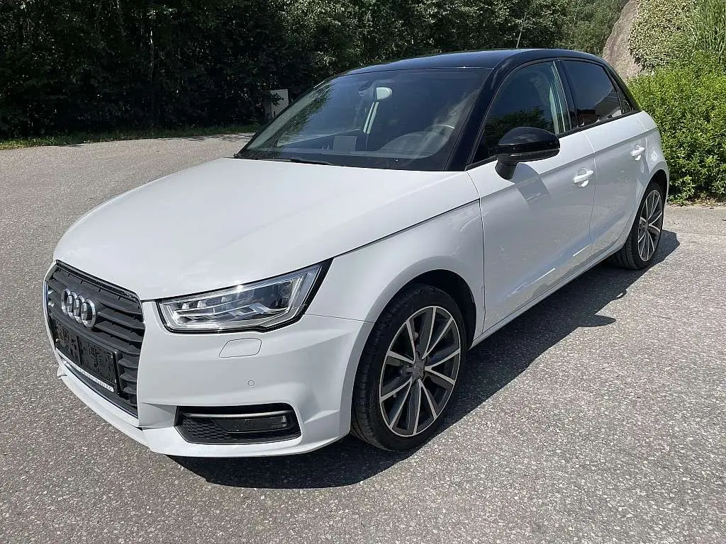 Photo 1 : Audi A1 2017 Diesel