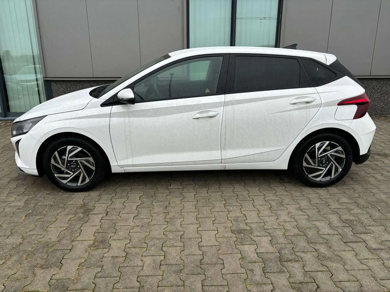 Photo 1 : Hyundai I20 2024 Petrol