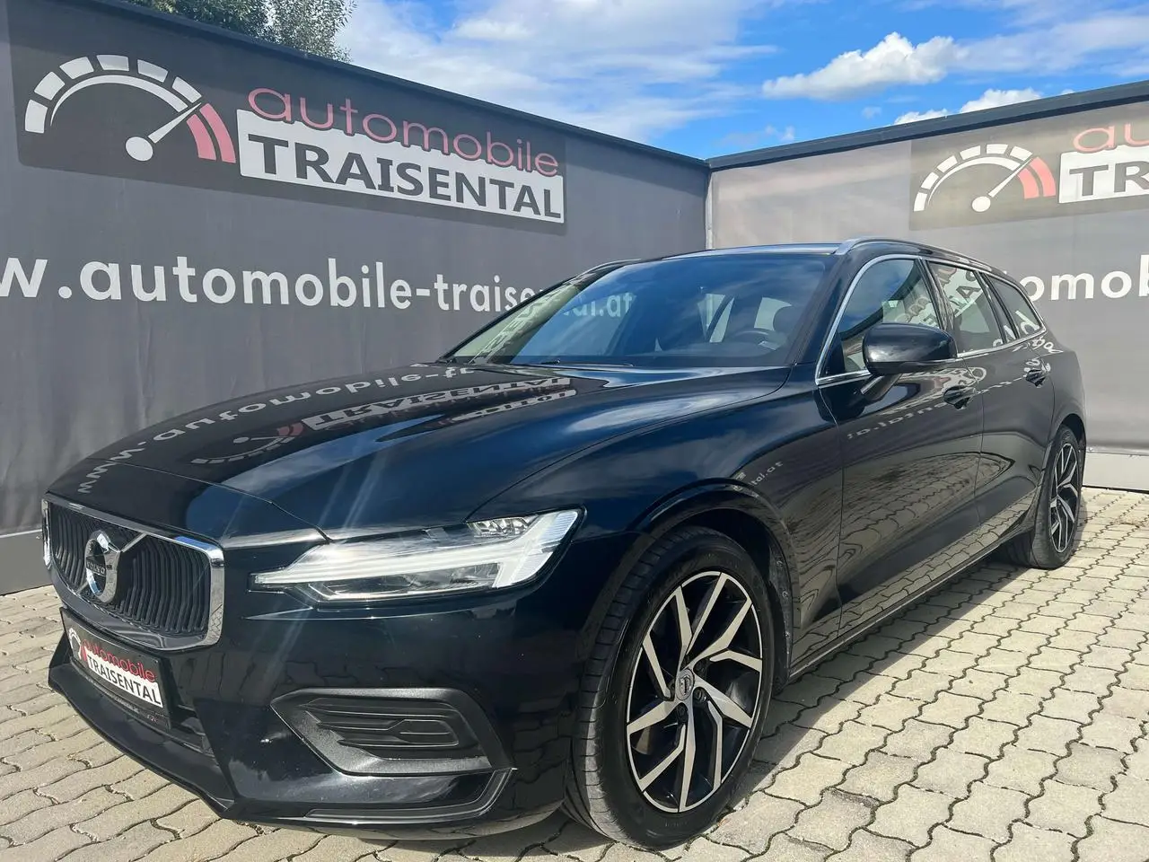 Photo 1 : Volvo V60 2019 Diesel