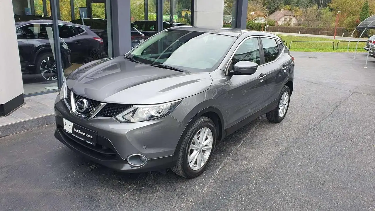 Photo 1 : Nissan Qashqai 2017 Petrol