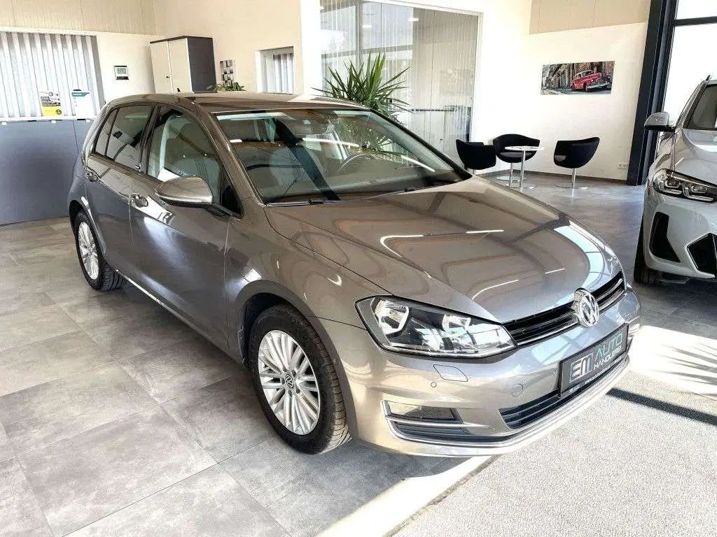 Photo 1 : Volkswagen Golf 2016 Diesel