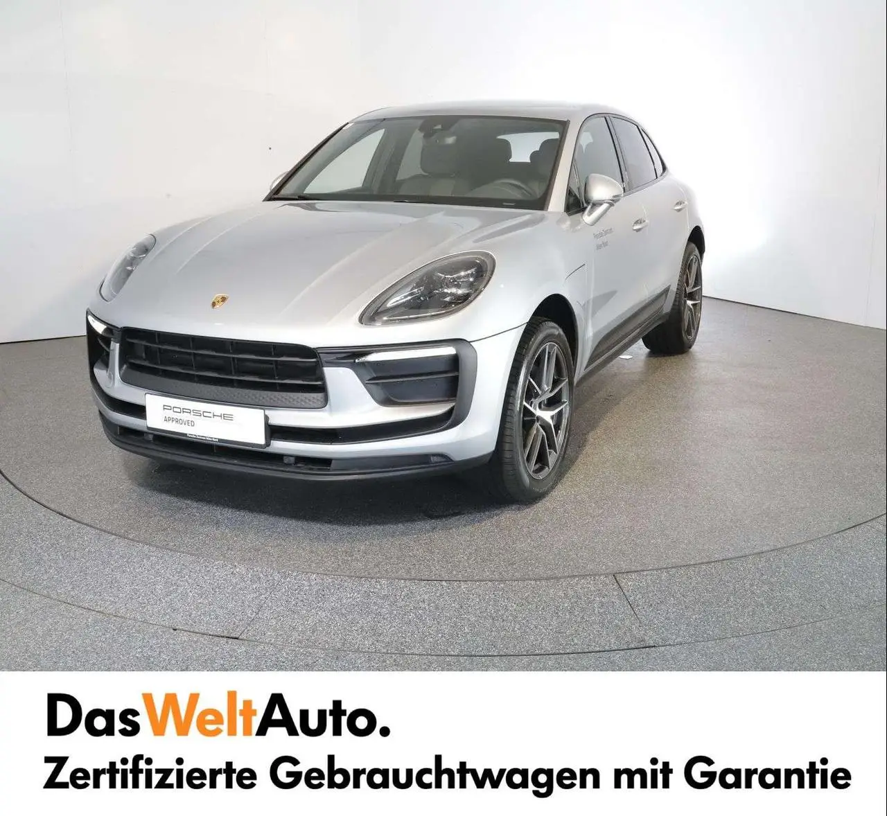 Photo 1 : Porsche Macan 2024 Petrol