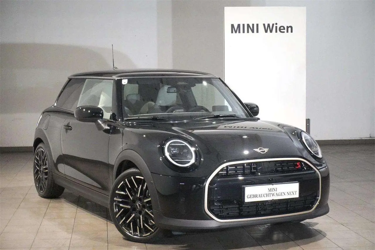 Photo 1 : Mini Cooper 2024 Essence