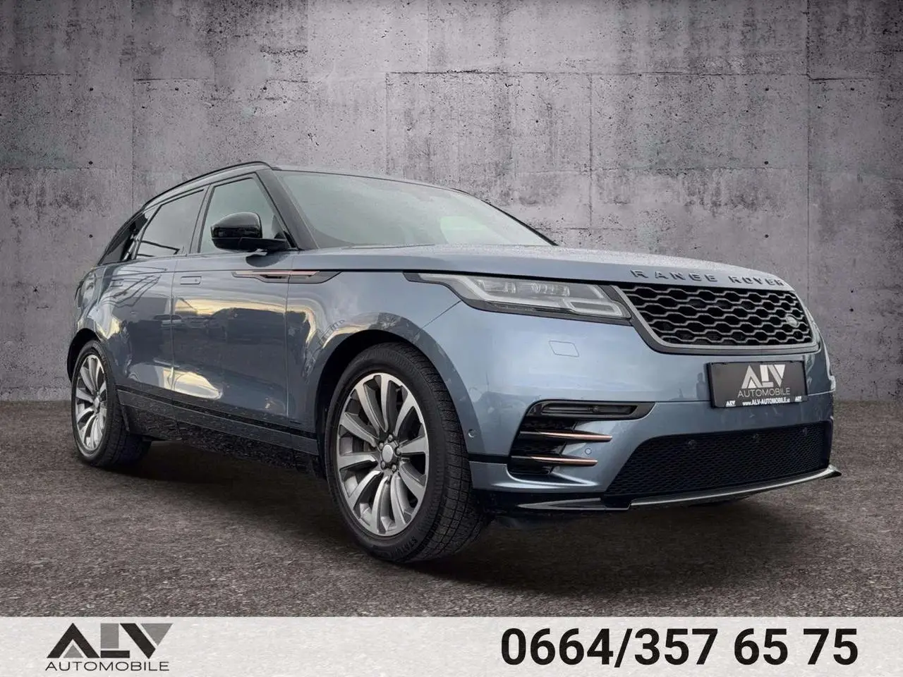 Photo 1 : Land Rover Range Rover Velar 2018 Diesel