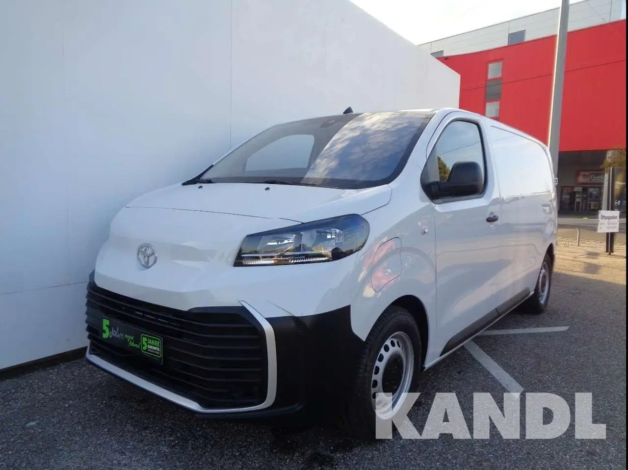 Photo 1 : Toyota Proace 2024 Essence