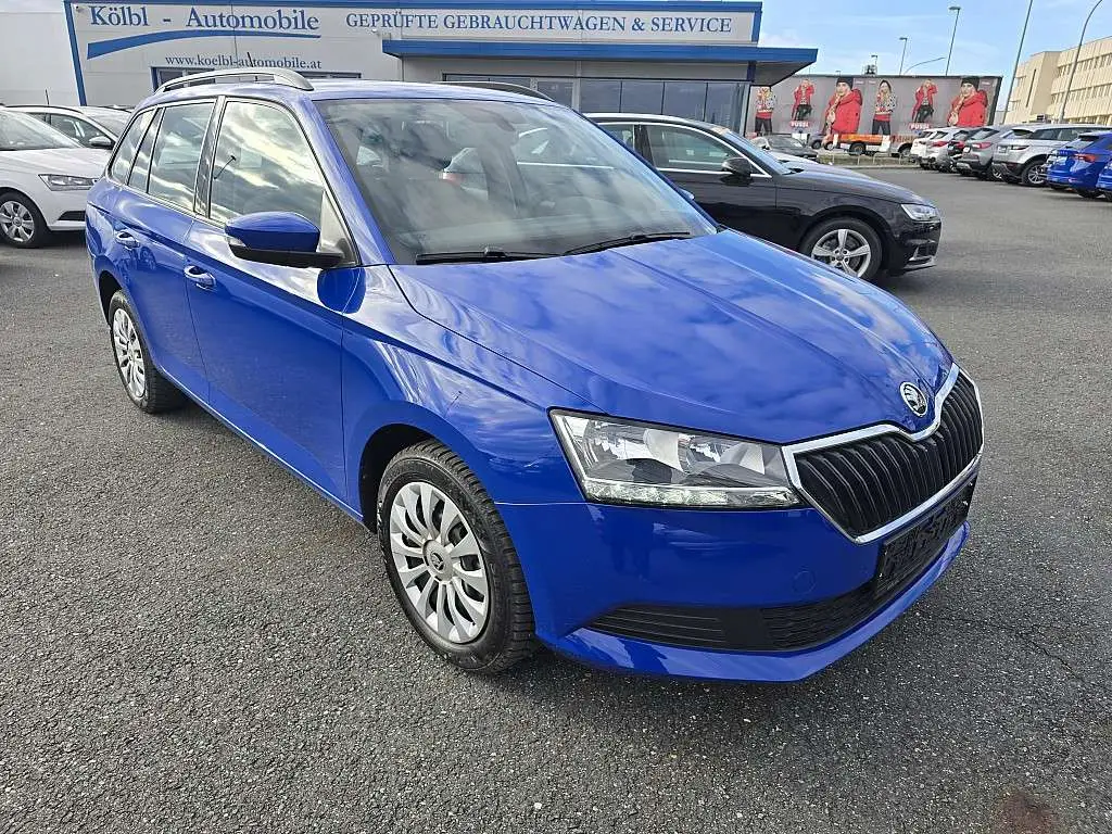 Photo 1 : Skoda Fabia 2022 Petrol