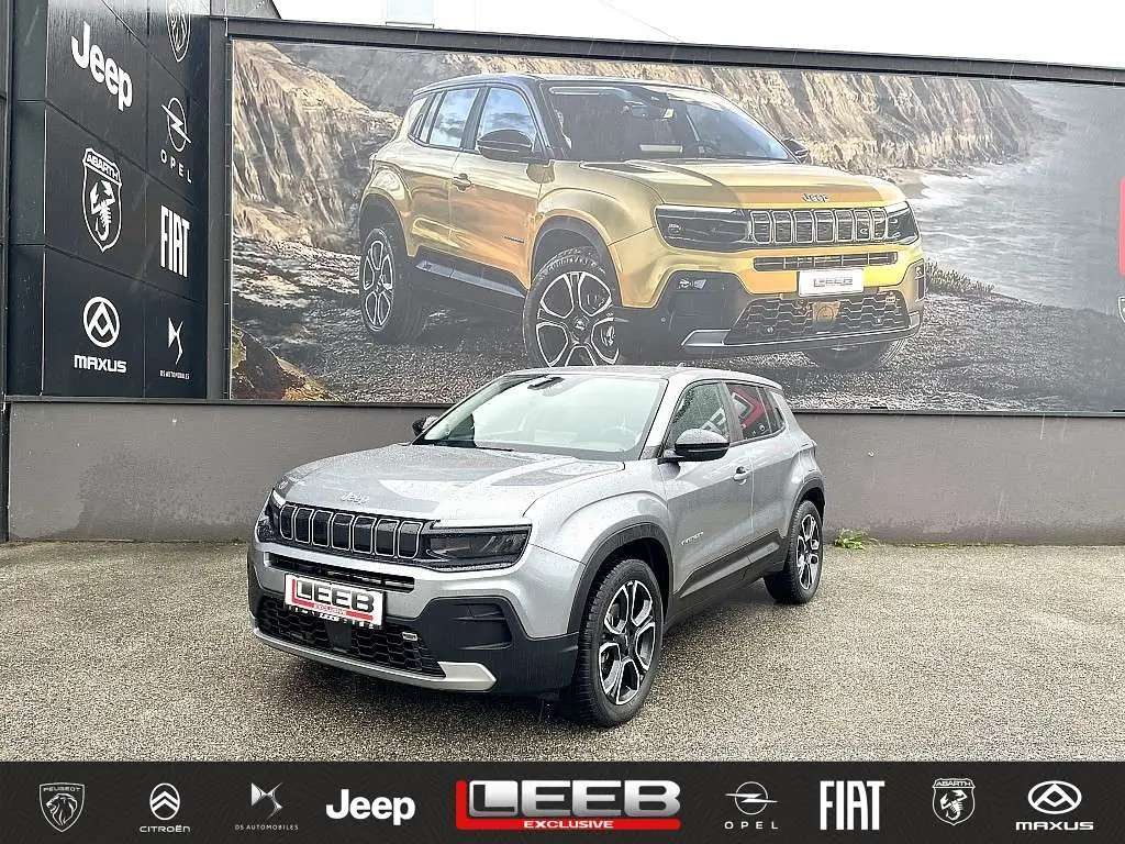 Photo 1 : Jeep Avenger 2023 Petrol