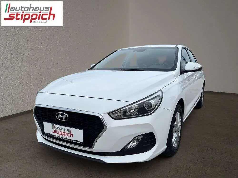 Photo 1 : Hyundai I30 2019 Petrol