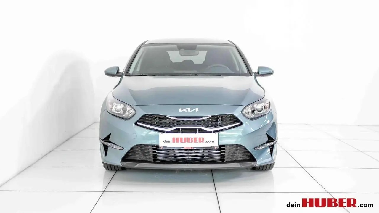 Photo 1 : Kia Ceed 2024 Essence