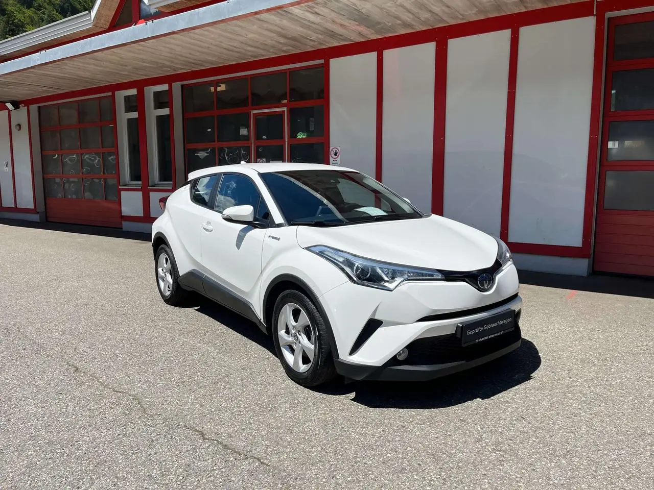 Photo 1 : Toyota C-hr 2018 Hybrid