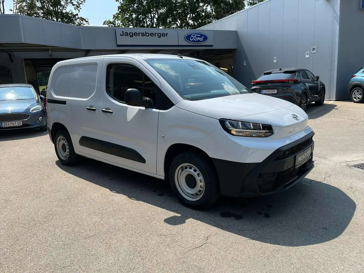 Photo 1 : Toyota Proace 2024 Diesel