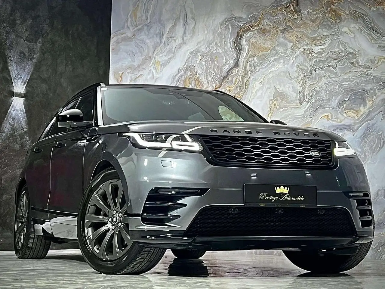 Photo 1 : Land Rover Range Rover Velar 2018 Diesel