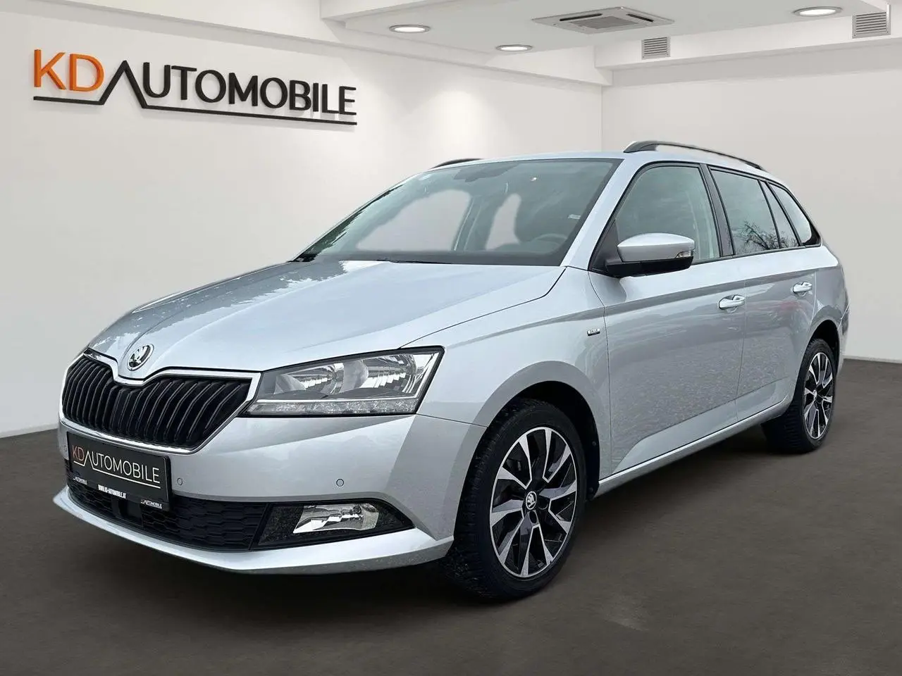 Photo 1 : Skoda Fabia 2020 Essence