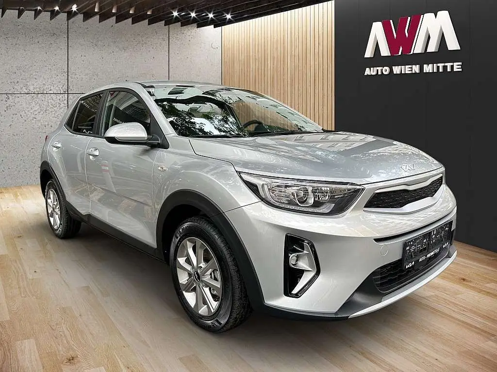 Photo 1 : Kia Stonic 2024 Petrol