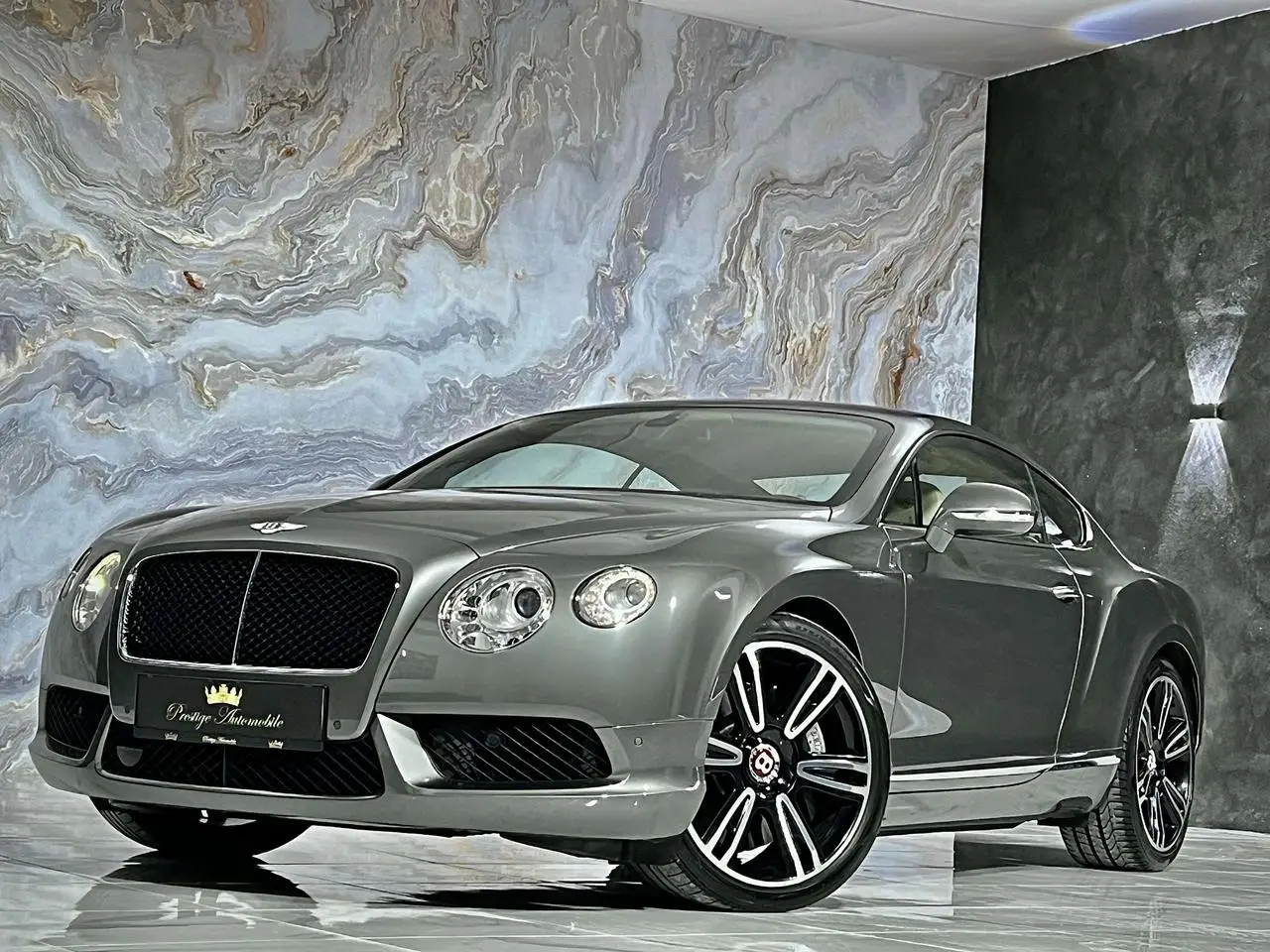 Photo 1 : Bentley Continental 2015 Essence