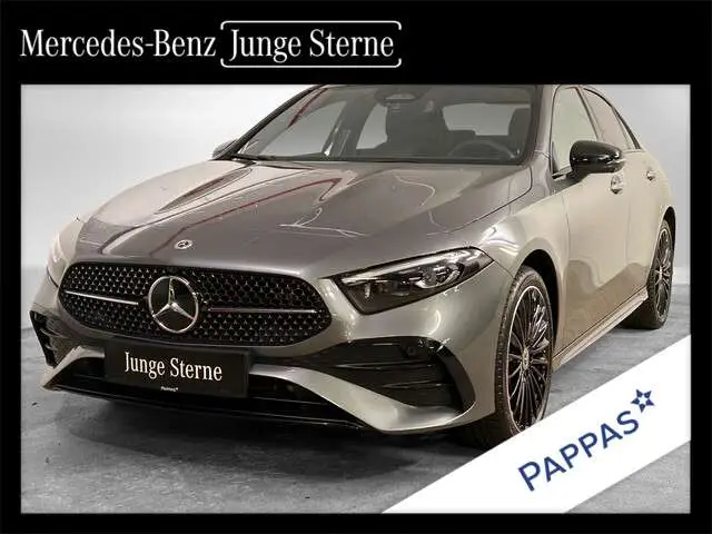 Photo 1 : Mercedes-benz Classe A 2023 Hybrid