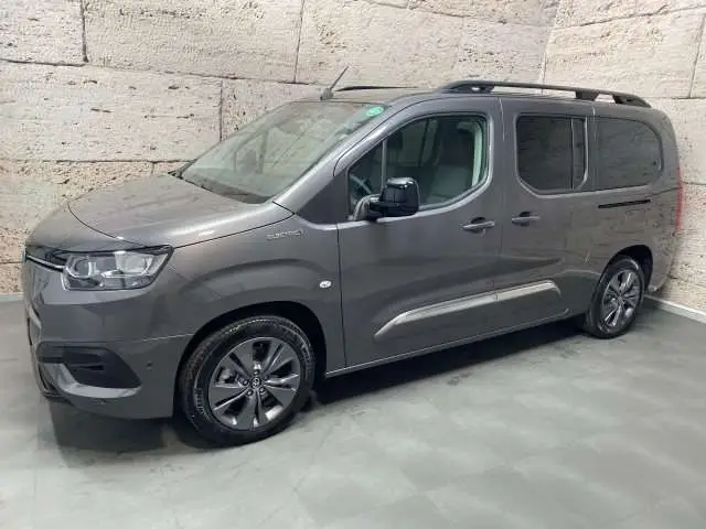 Photo 1 : Toyota Proace 2024 Electric