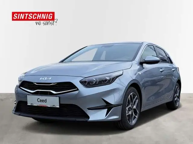 Photo 1 : Kia Ceed 2024 Essence