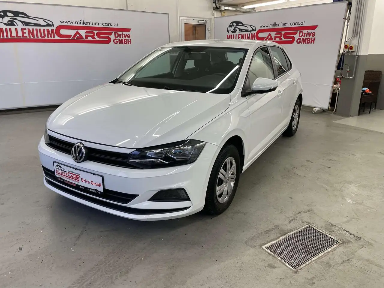 Photo 1 : Volkswagen Polo 2018 Petrol