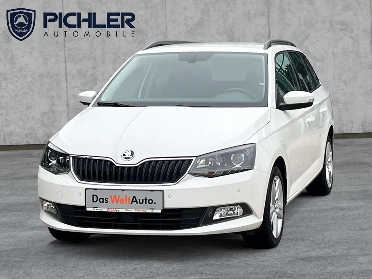 Photo 1 : Skoda Fabia 2017 Petrol