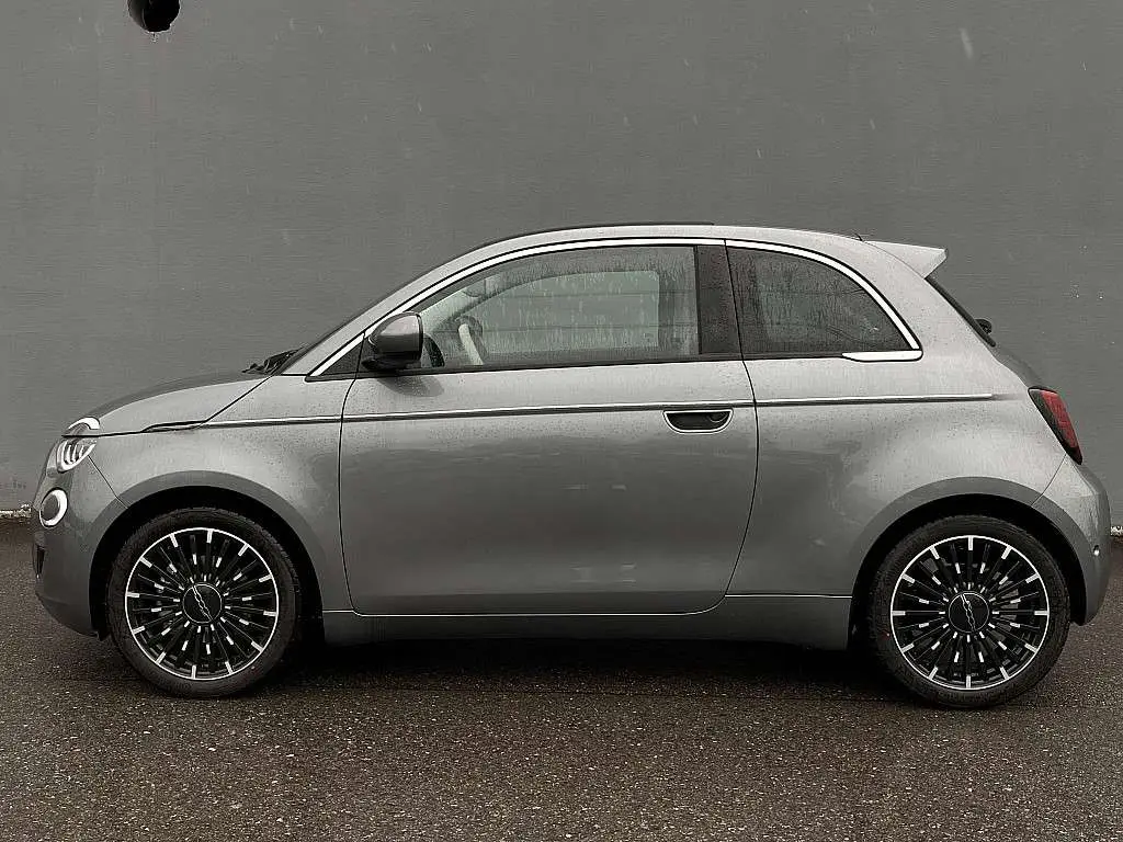 Photo 1 : Fiat 500 2023 Electric