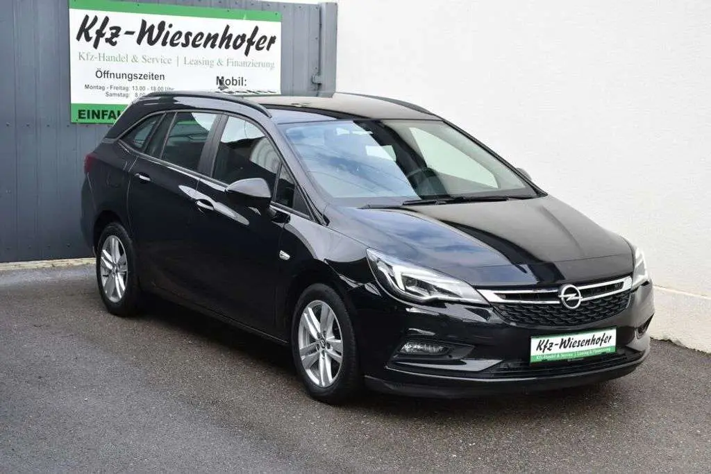 Photo 1 : Opel Astra 2018 Diesel