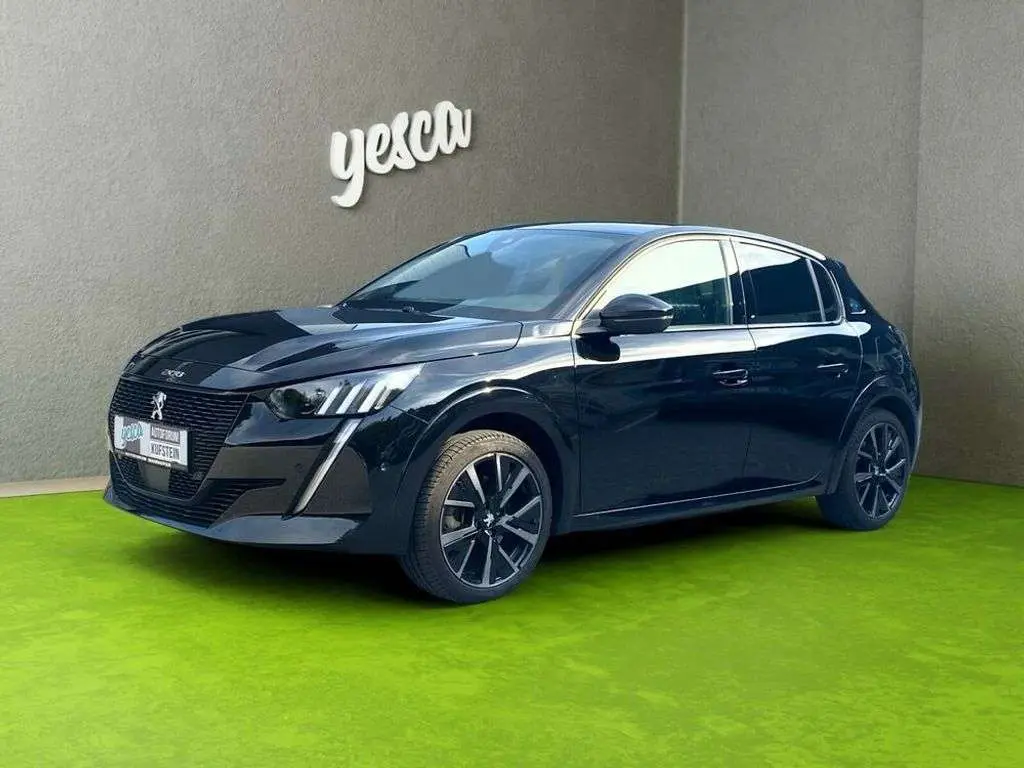 Photo 1 : Peugeot 208 2023 Electric