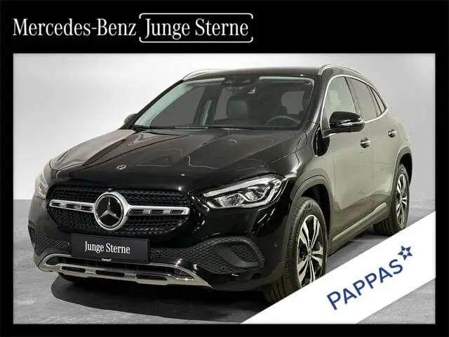 Photo 1 : Mercedes-benz Classe Gla 2023 Hybrid