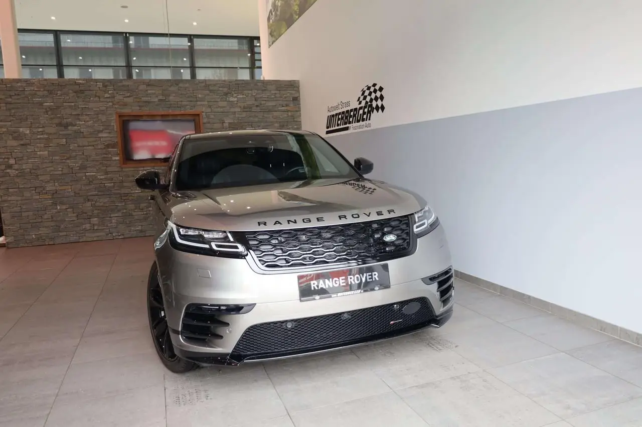 Photo 1 : Land Rover Range Rover Velar 2022 Petrol