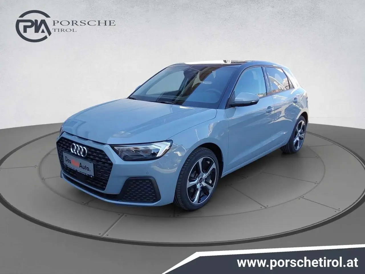 Photo 1 : Audi A1 2024 Essence