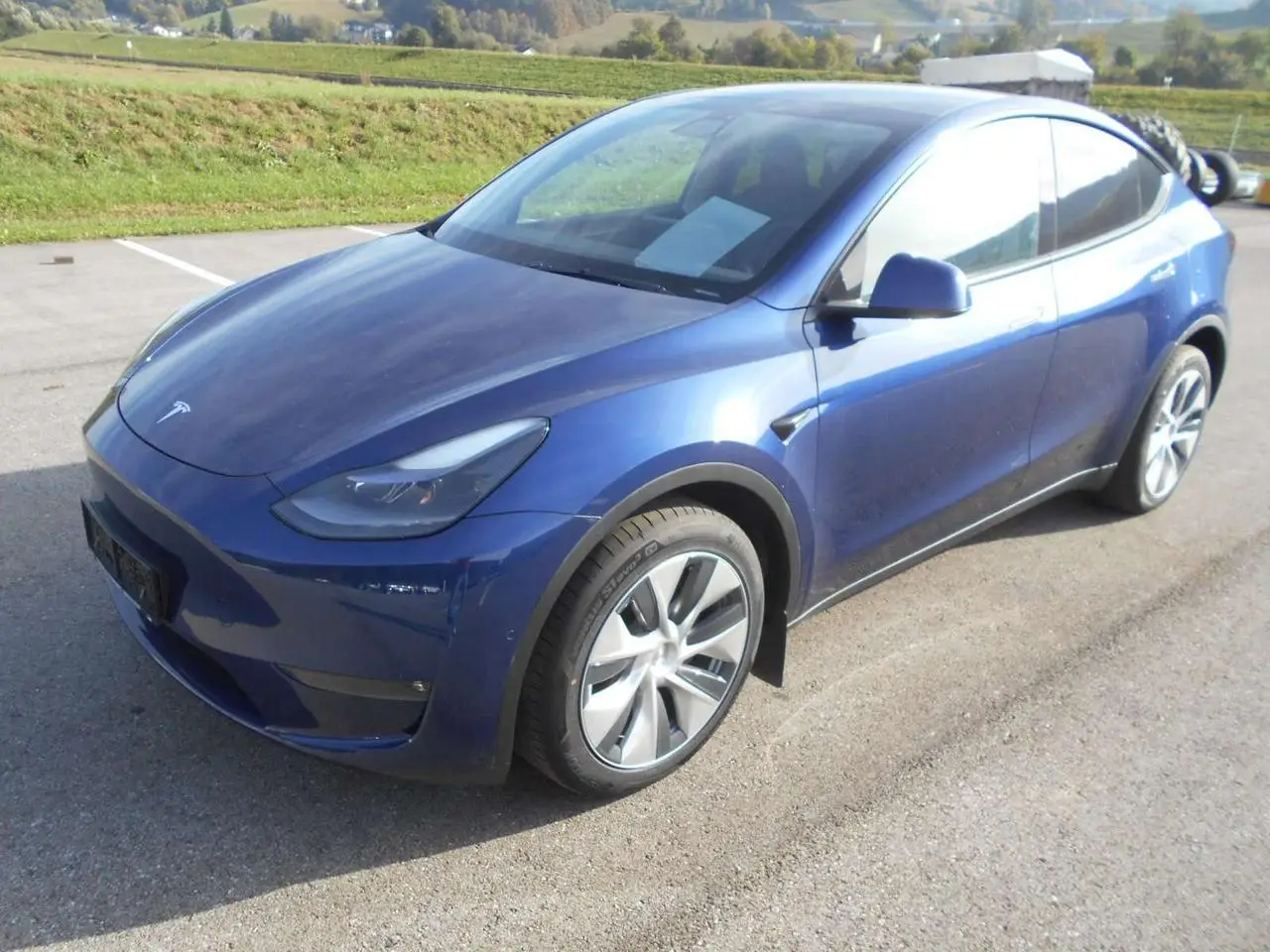 Photo 1 : Tesla Model Y 2022 Électrique