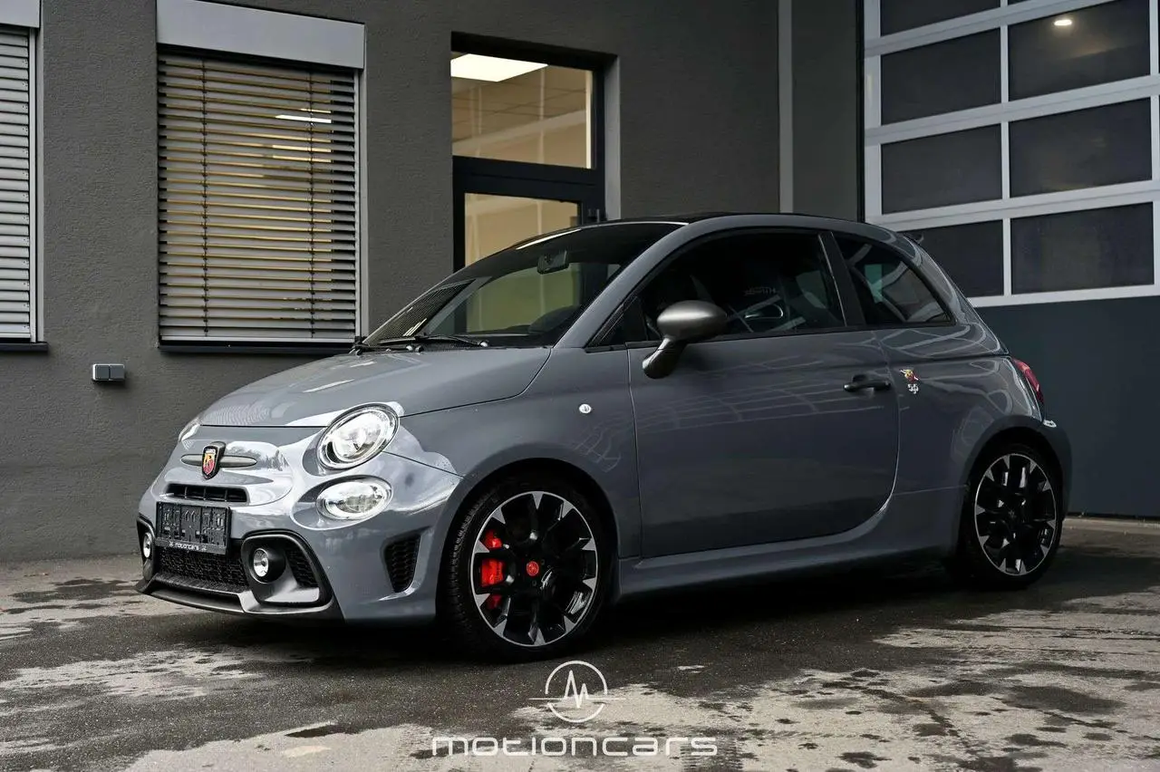 Photo 1 : Abarth 595 2016 Petrol