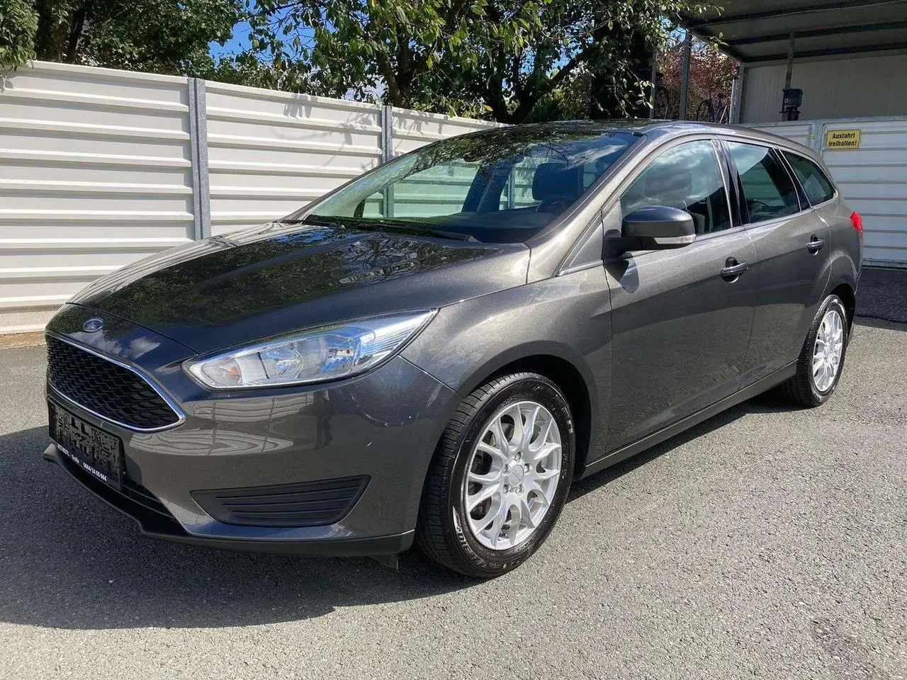 Photo 1 : Ford Focus 2017 Petrol